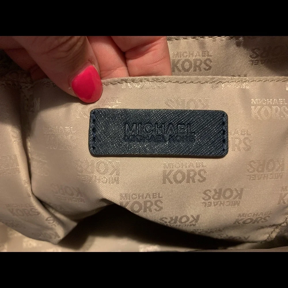 Michael Kors Purse - Picture 4 of 5